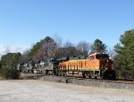 BNSF 7190 leads NS train 6W4